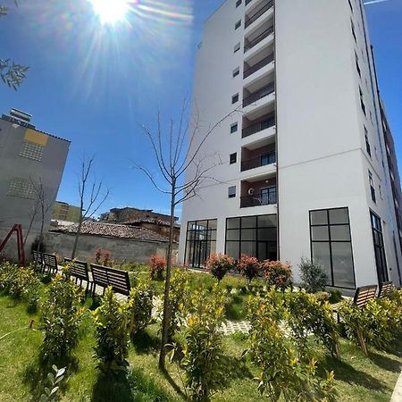 Center Tirana Goldi Apartment Exterior photo