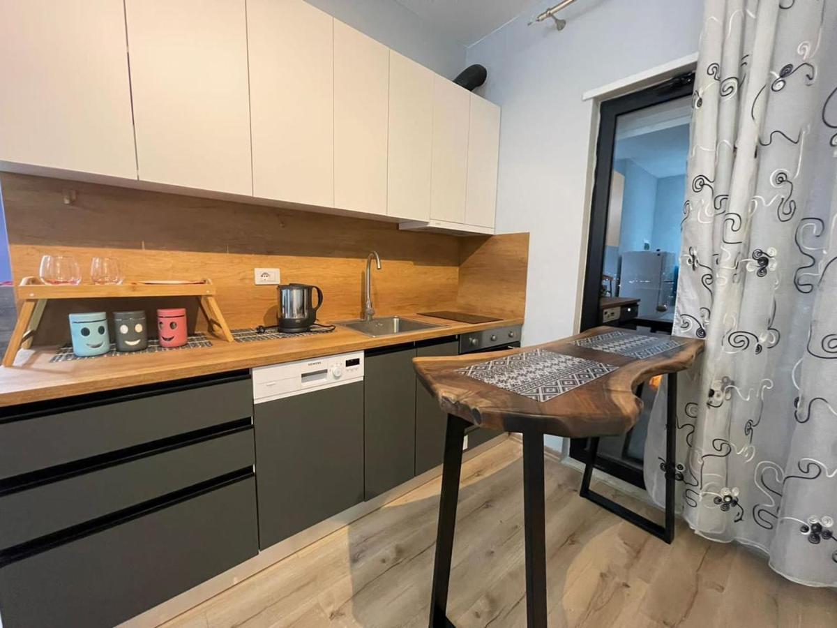 Center Tirana Goldi Apartment Exterior photo